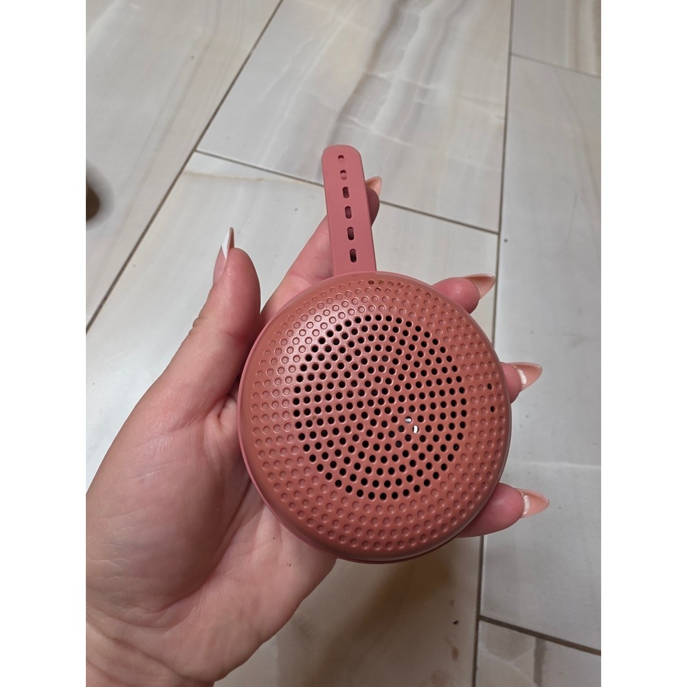Heyday Round‎ Portable Bluetooth Speaker with Strap Pink BTSP45 MC:T0920